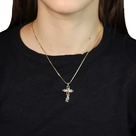 Collar con dije de cruz