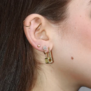 Zarcillos con dije cuadrado